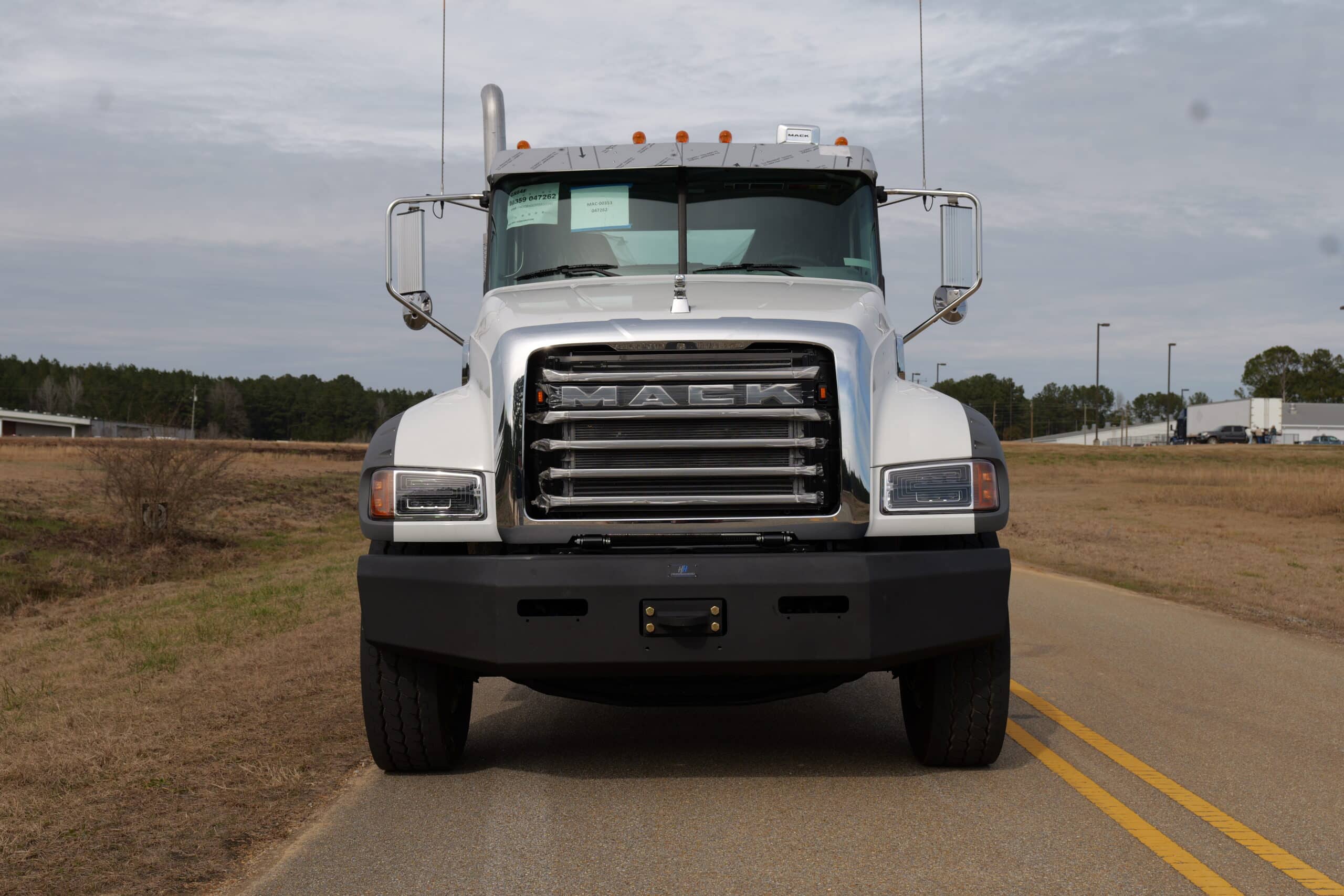 2025- 2026 Mack Granite GU7 / GU8 Front Non-Winch Bumper - Hammerhead Armor, image size:2560x1707
